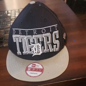 New Era Detroit Tigers Navy and Gray Snapback
